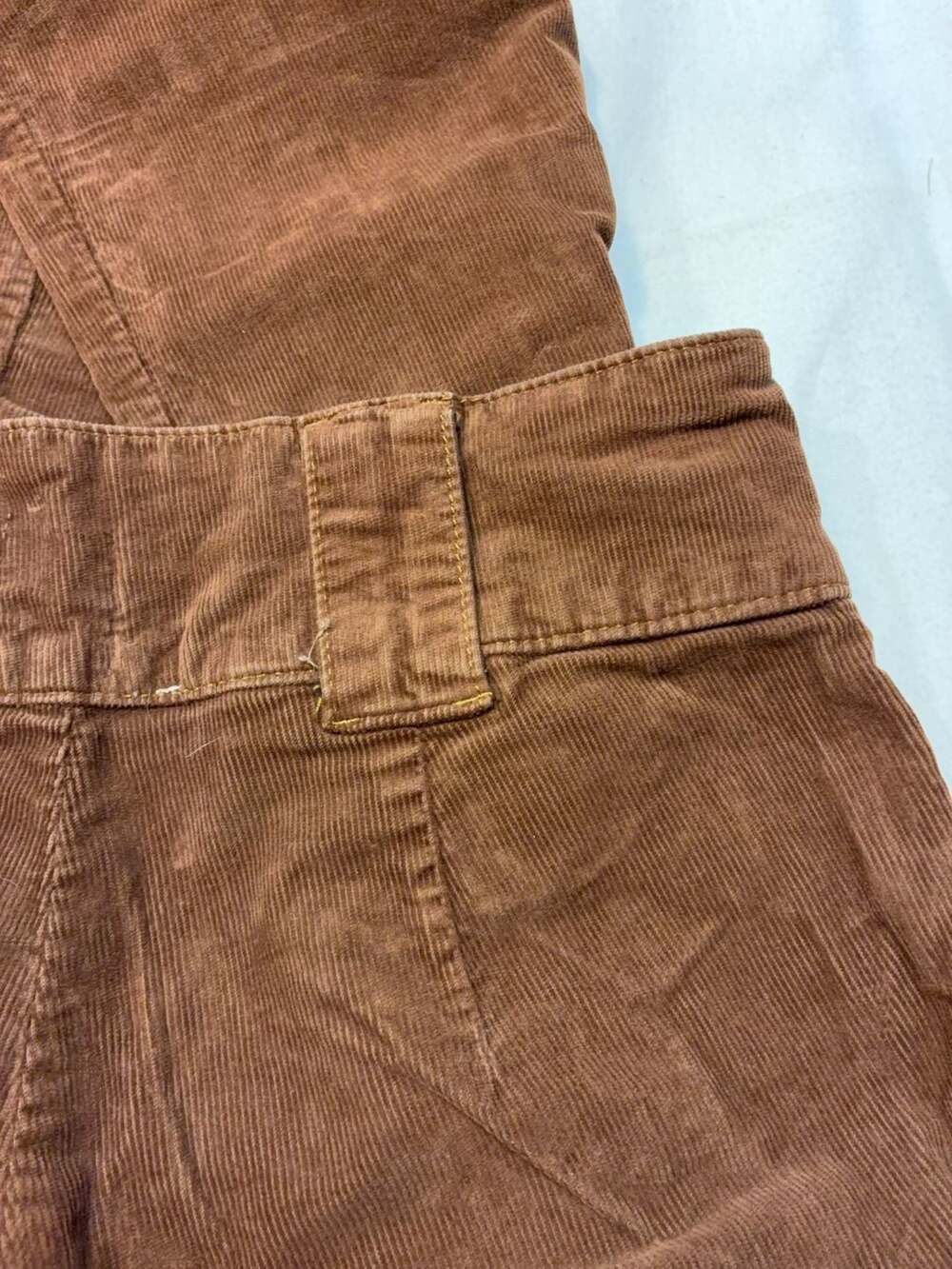 BDG Urban Outfitters Brown Corduroy Flare Pants Size W27 L32 - Picture 9 of 9
